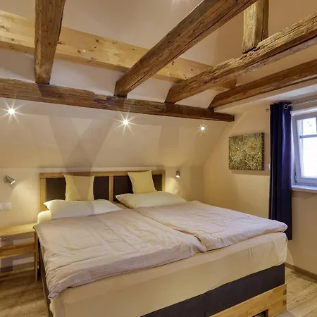Maisonette - The Dovecote - Ad1716 Apartment